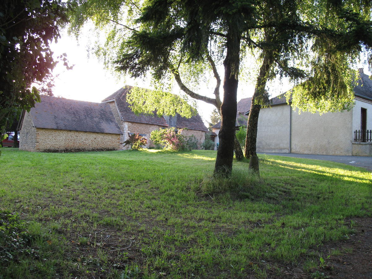 Chambre d'hôtes Aux Portes du Périgord Noir La Douze Esterno foto